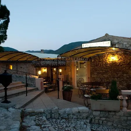 Hotel L'oustau De La Font 3*
