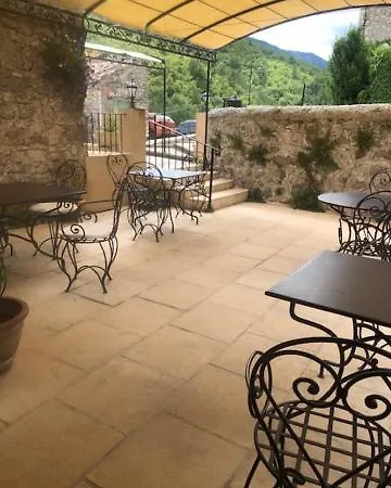 Otel L'oustau De La Font 3*