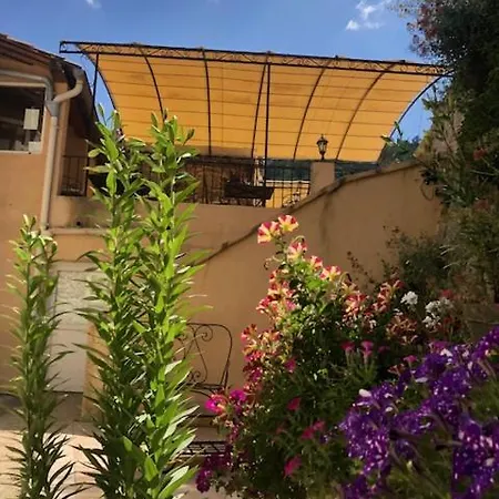 Hotel L'oustau De La Font